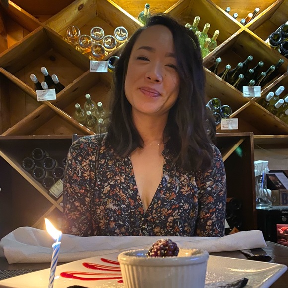 Meet your Posher, Esther - Picture 1 of 1